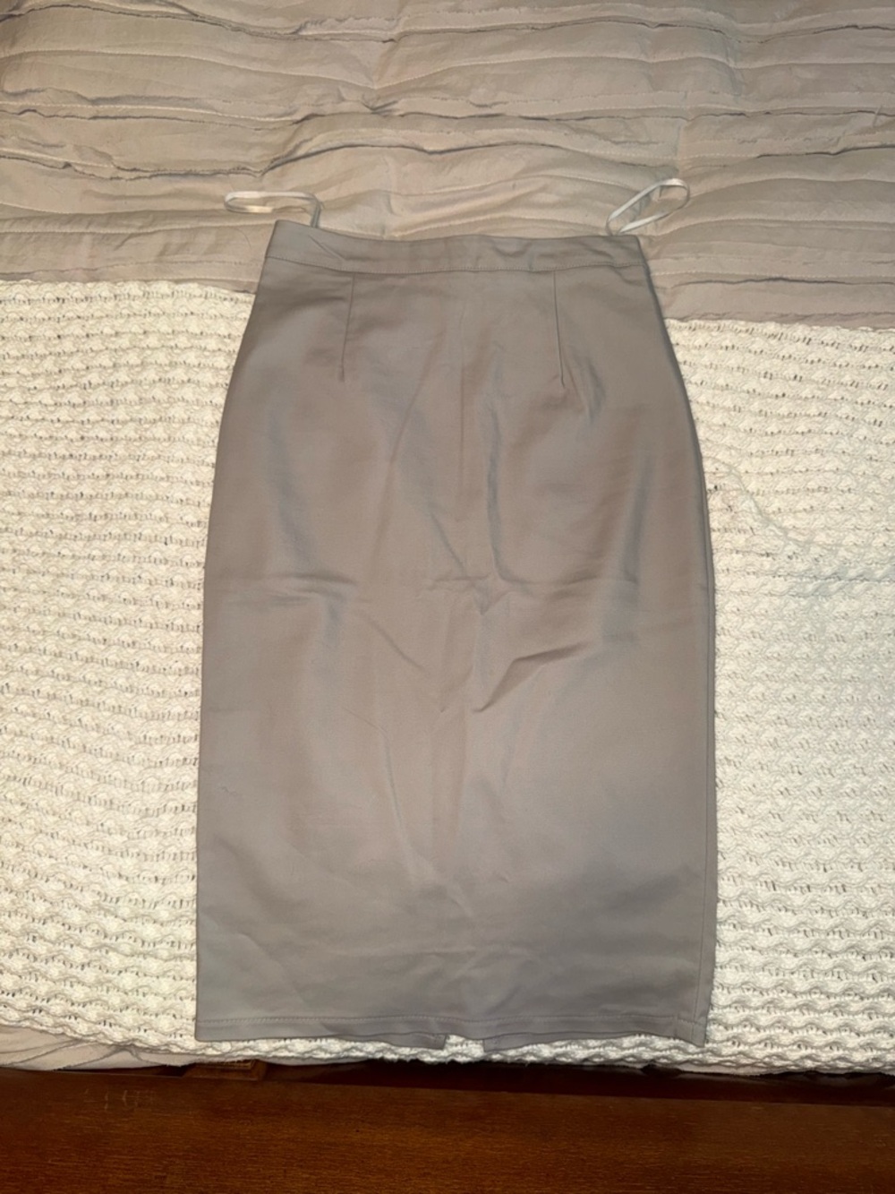 Tailored High-Waist Pencil Skirt in Light Gray